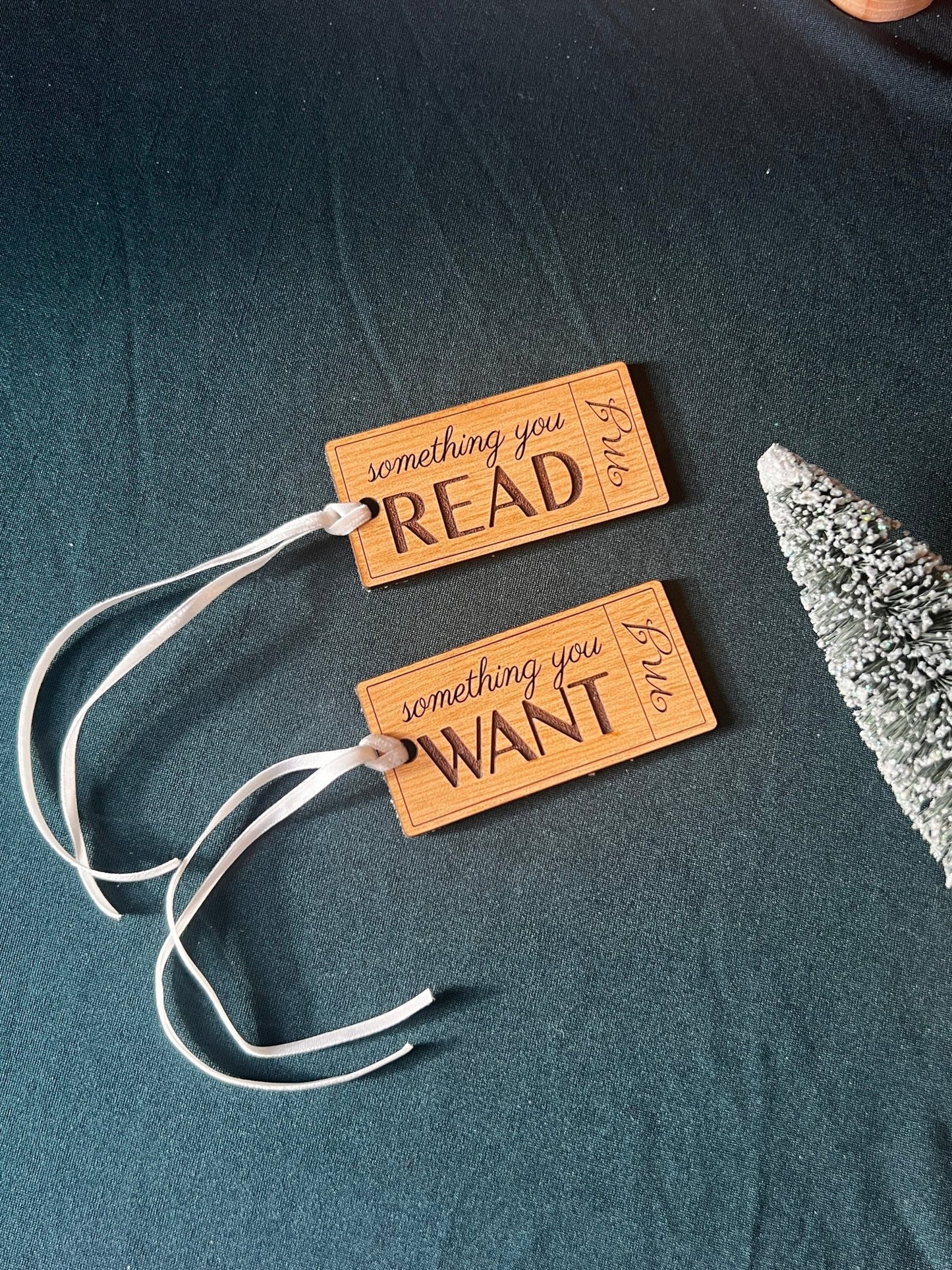 Holiday Gift Tag Set - AAA Soirées