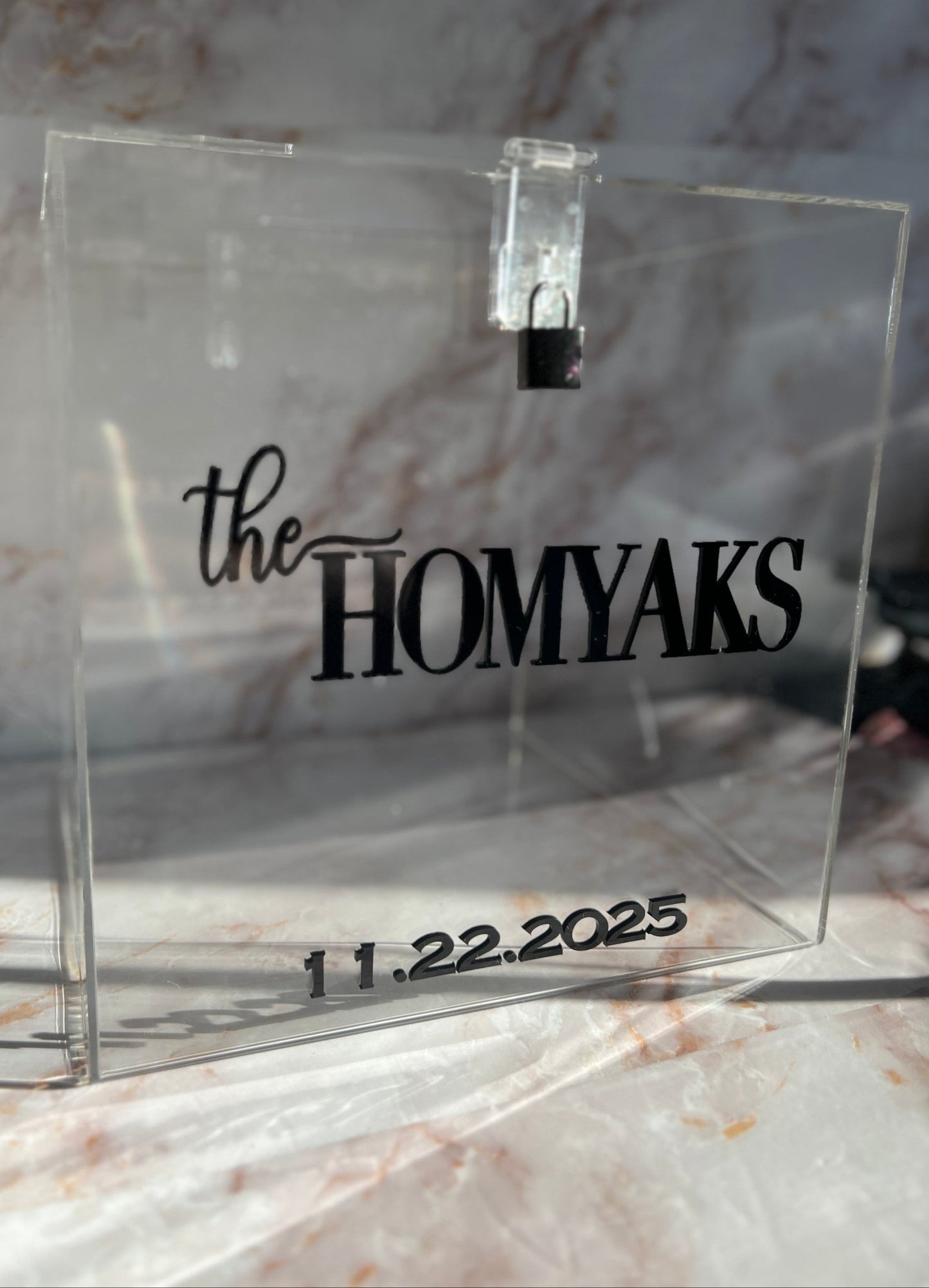 Clear Acrylic Wedding Card Box - AAA Soirées